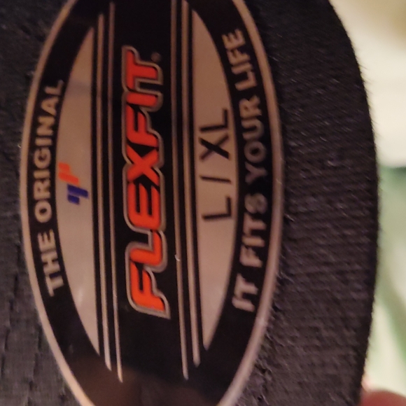 Buckhaven large/xl flexfit nwt black hat - Picture 2 of 6